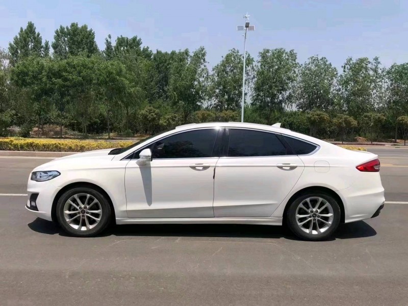 北京20年福特蒙迪欧7