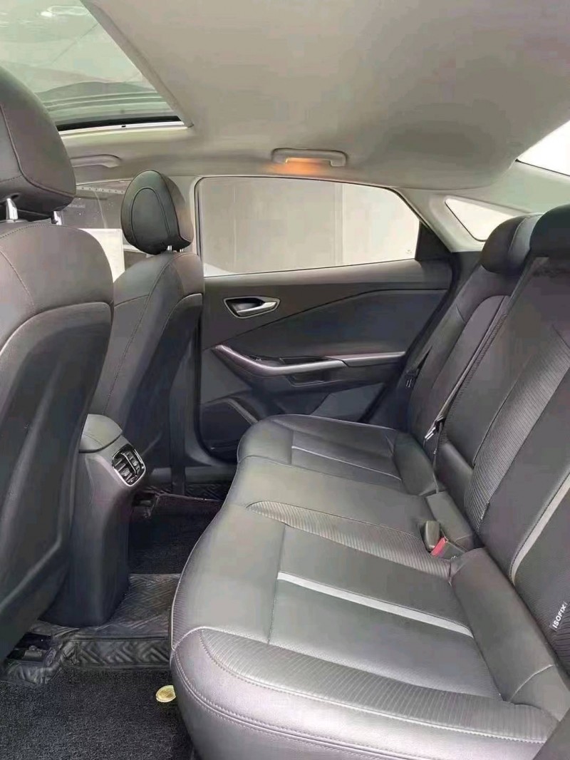 成都20年现代菲斯塔7