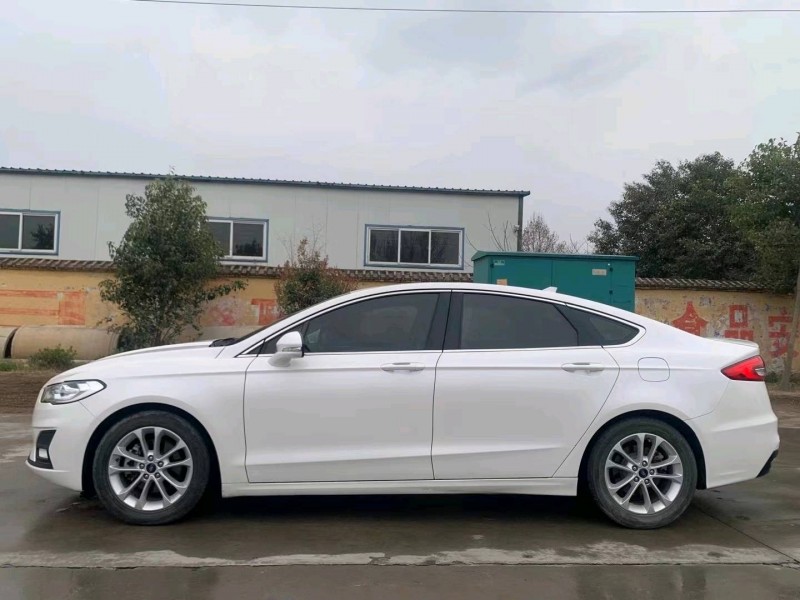 北京19年福特蒙迪欧8