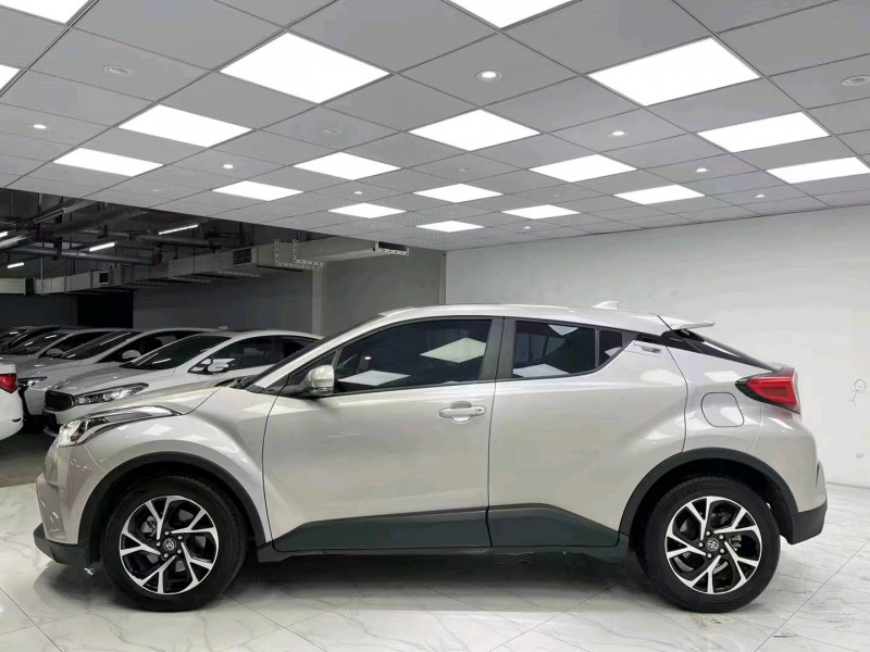 成都21年丰田奕泽4