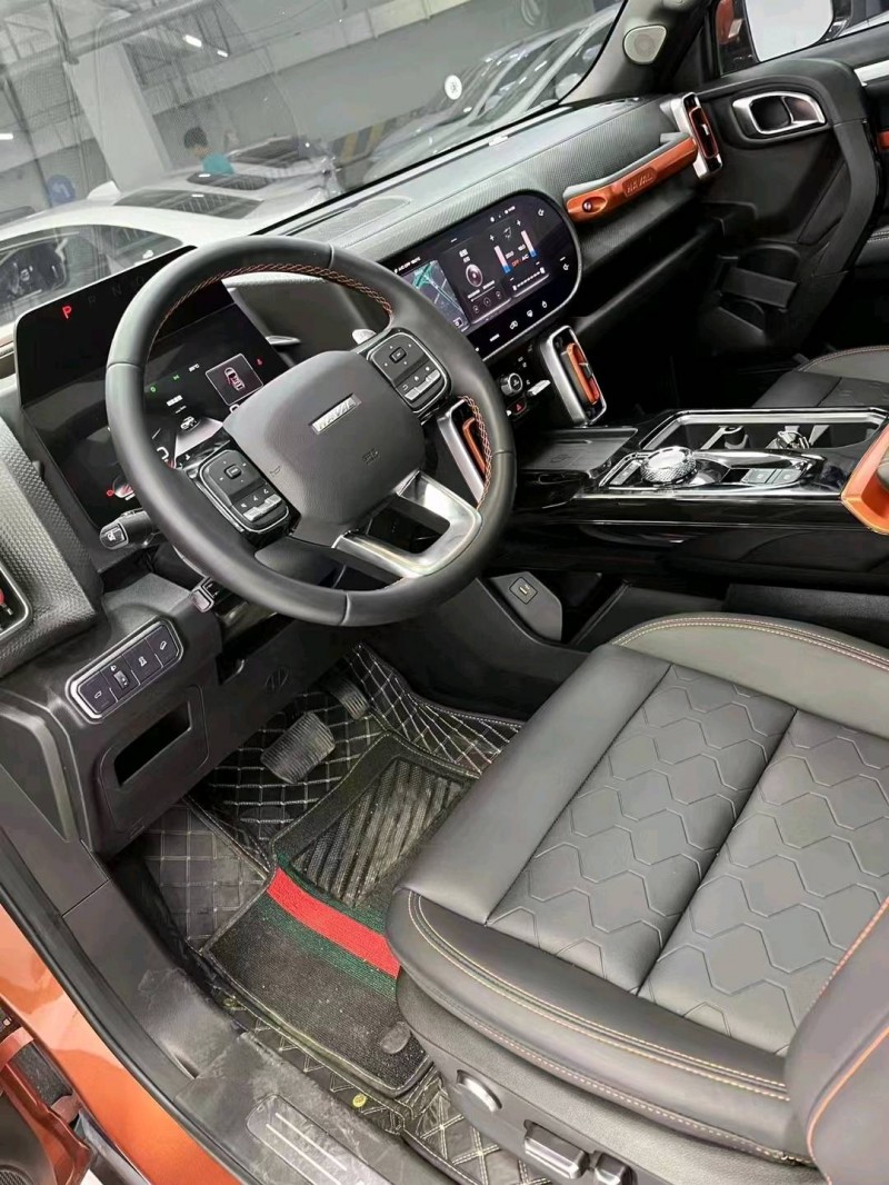 成都22年哈弗大狗6