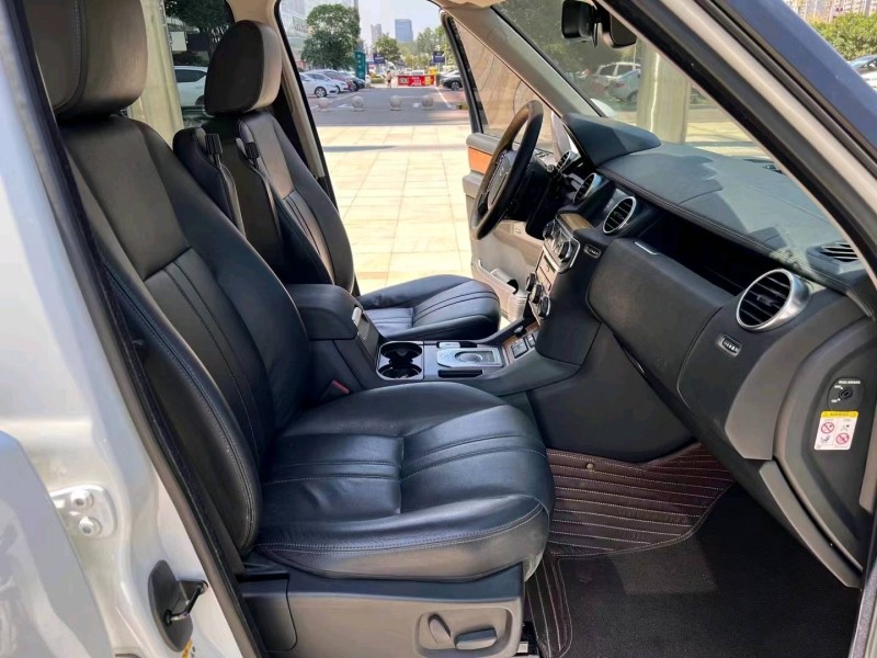 北京14年路虎发现3