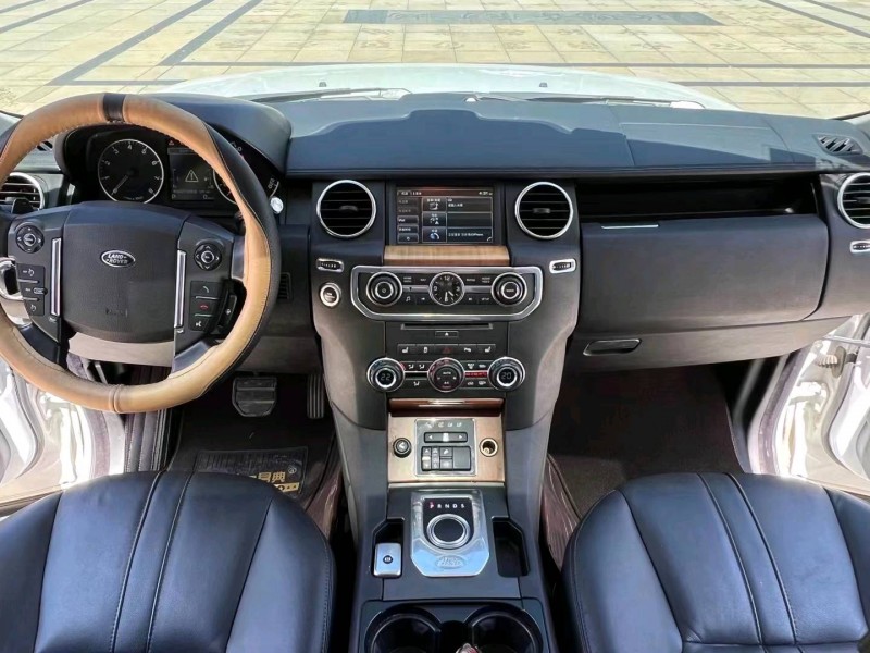 北京14年路虎发现2