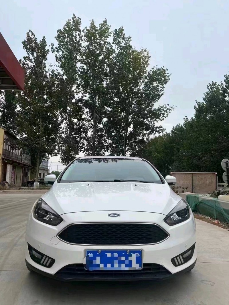 北京16年福特福克斯1