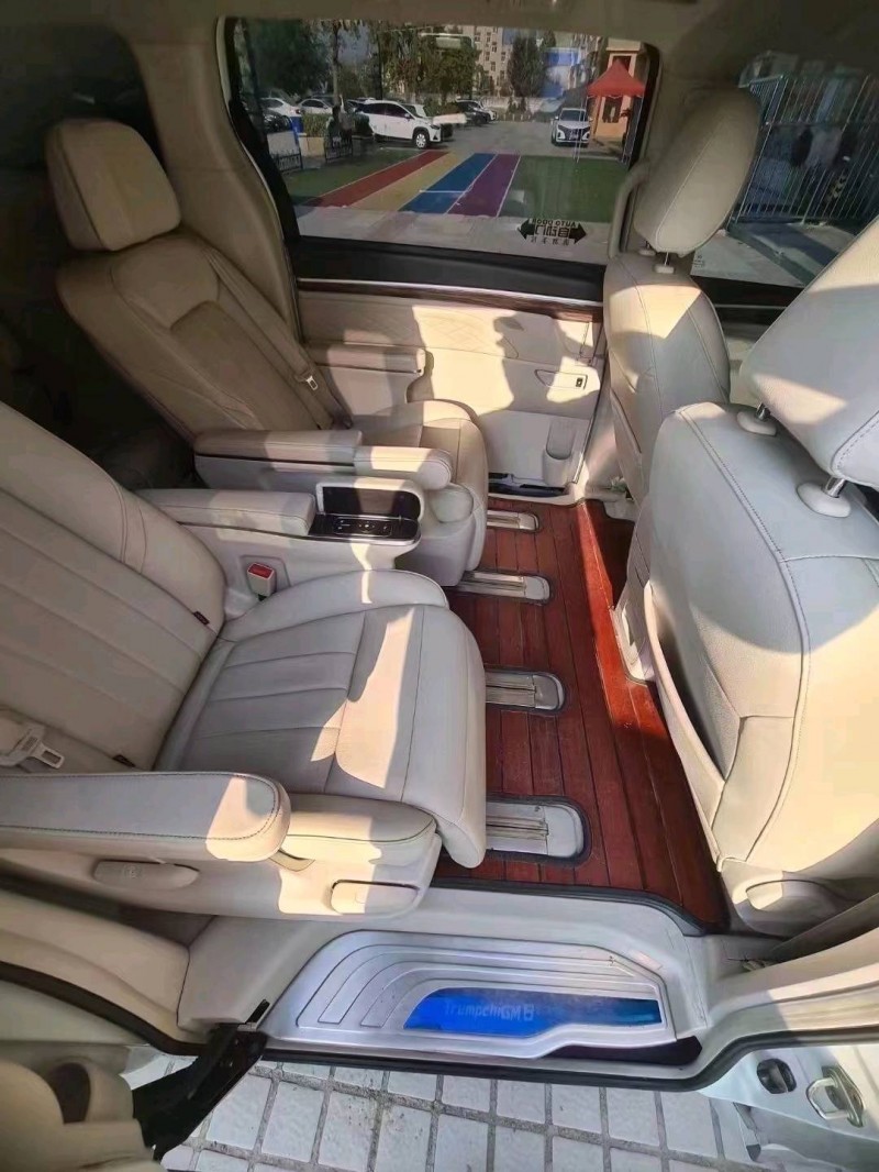 北京18年传祺M83