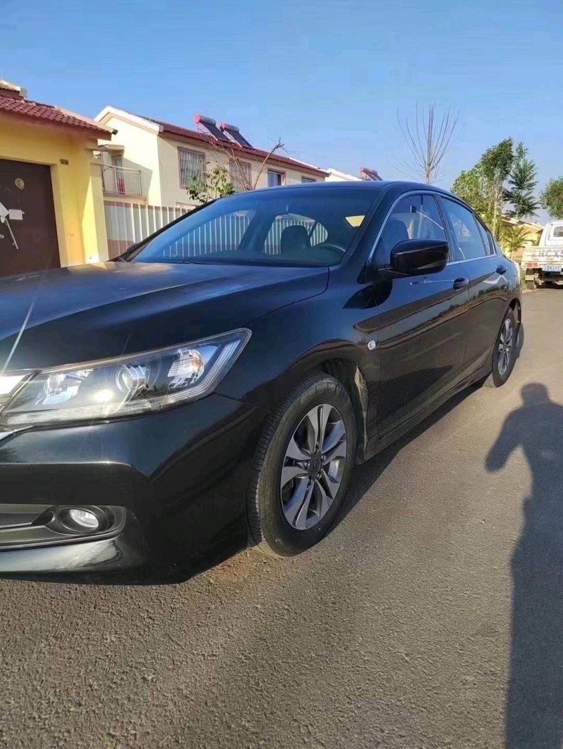 北京16年本田雅阁8