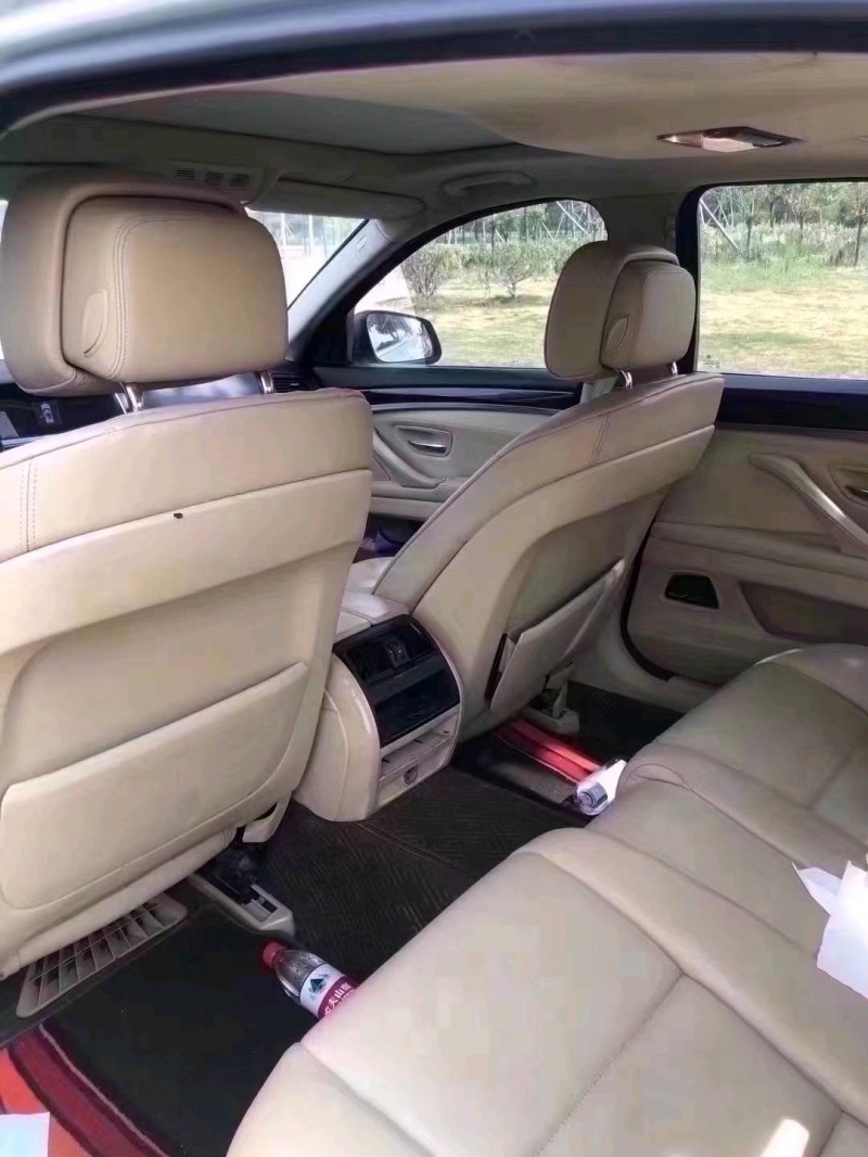 北京12年宝马5系3