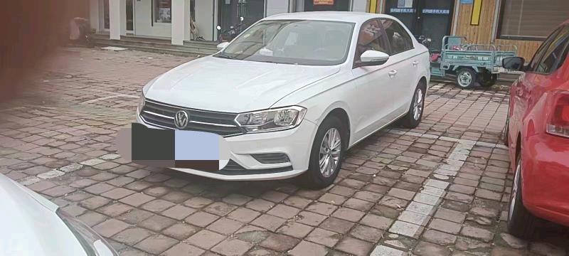 枣庄17年大众宝来1