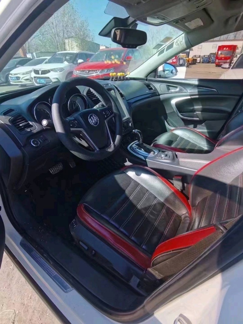 北京12年别克君威3