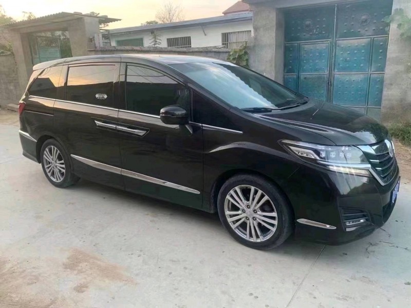 北京17年本田艾力绅2