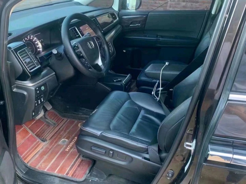 北京17年本田艾力绅9