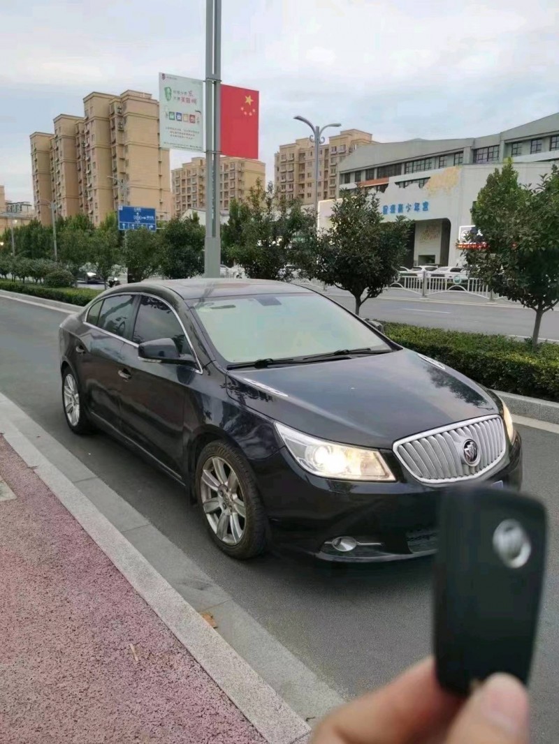 北京11年别克君越3