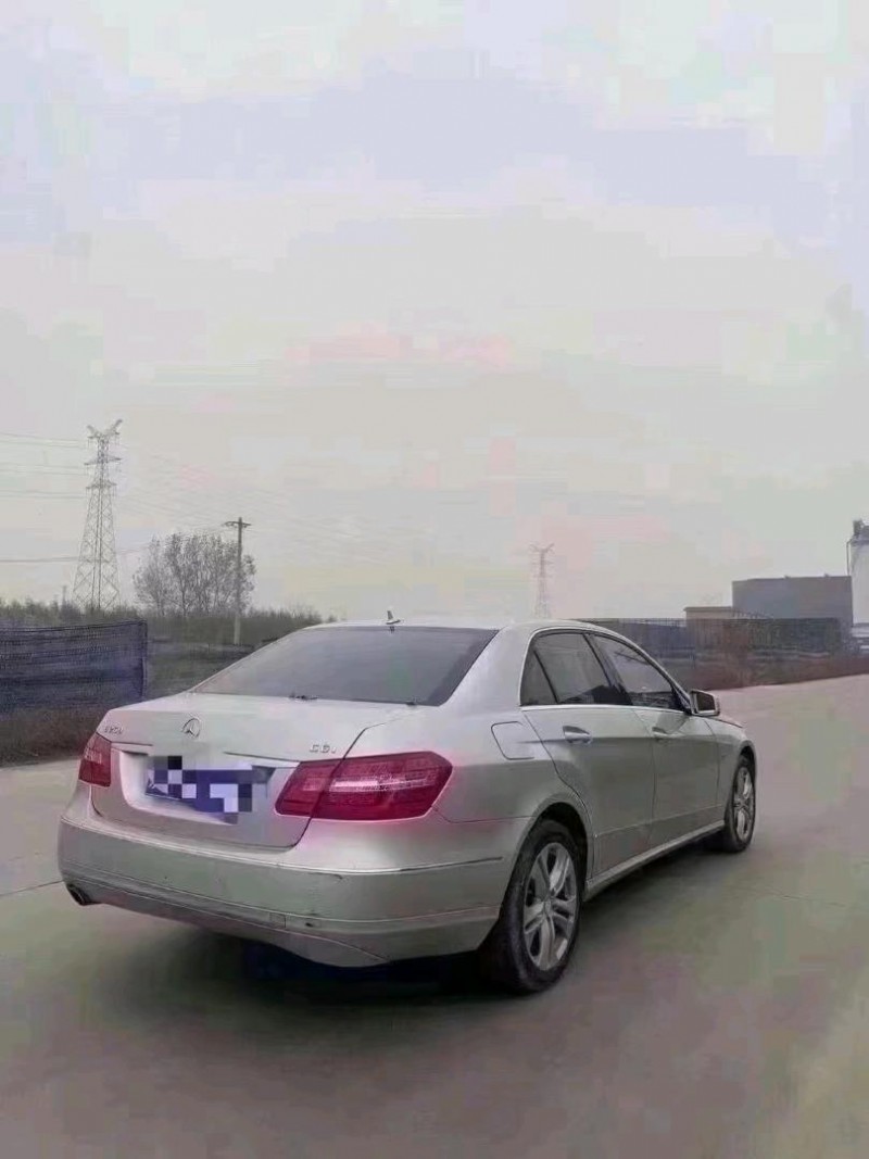 北京10年奔驰E2