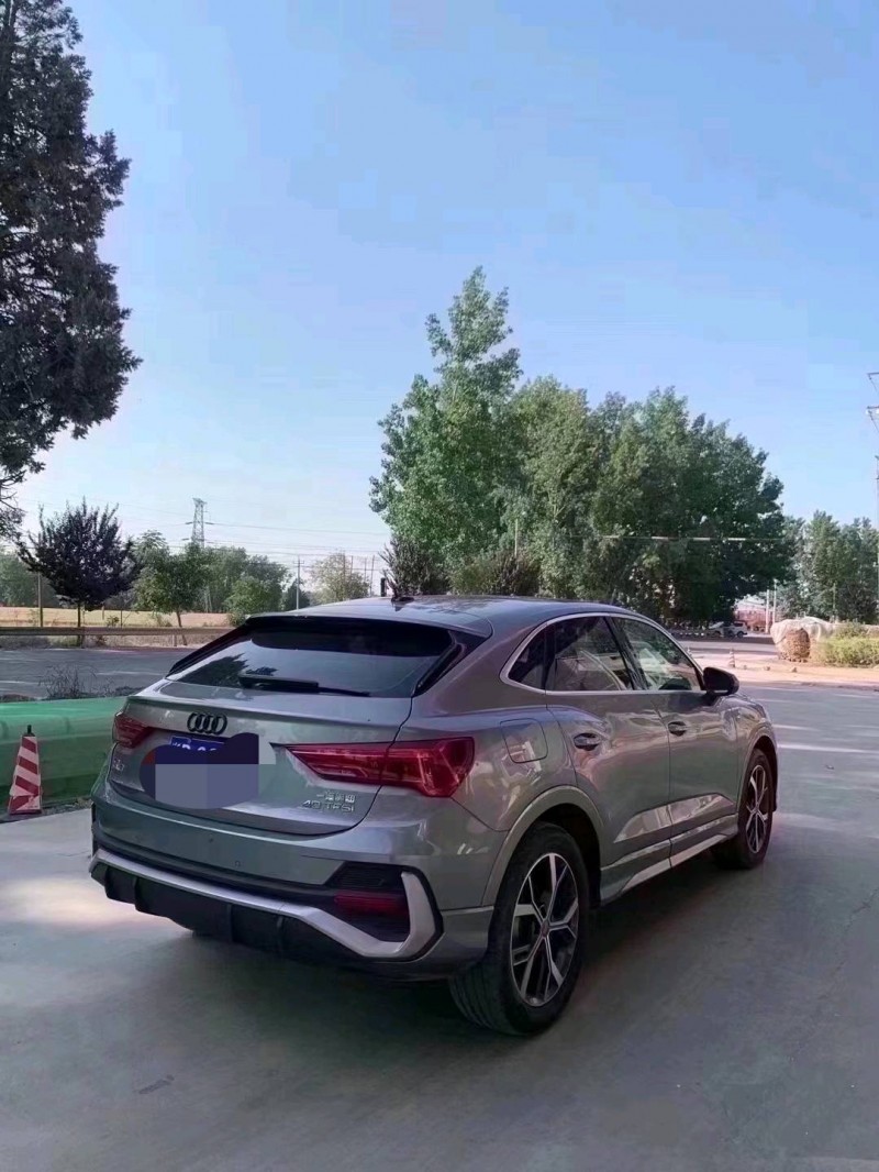 北京20年奥迪Q39