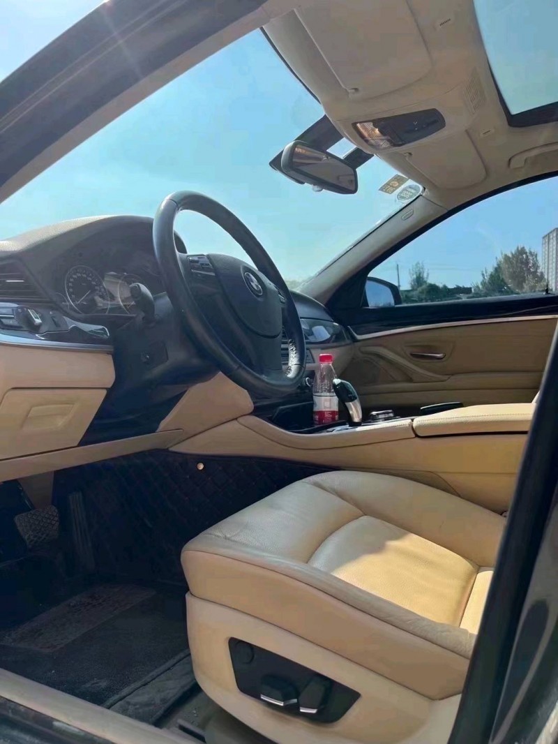 北京13年宝马5系4