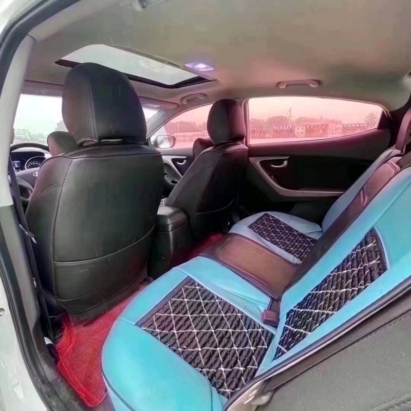 北京18年现代朗动4