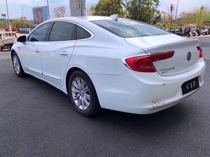 宜春16年别克君越4