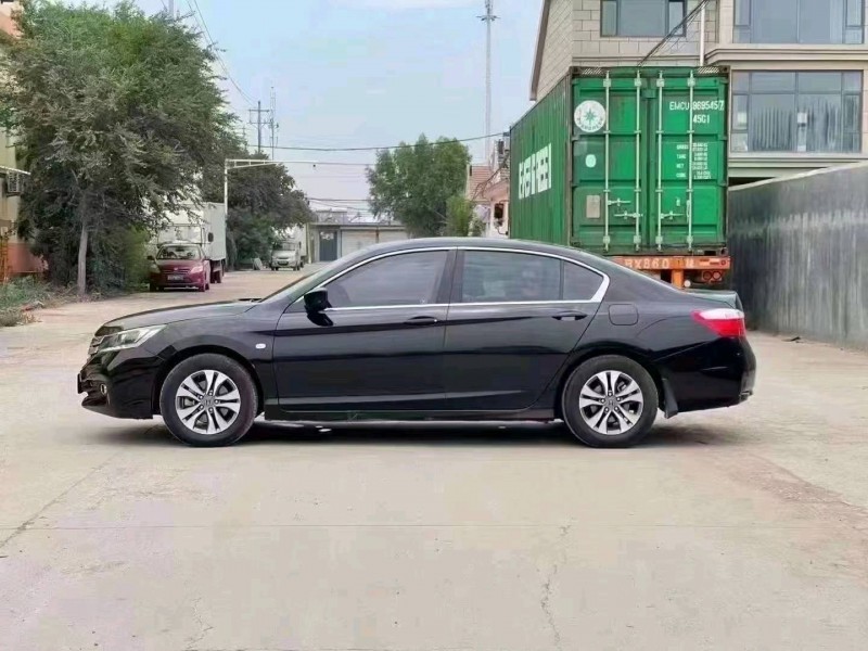 东营16年本田雅阁6