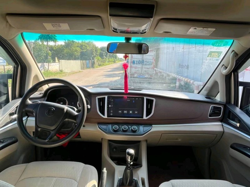 佛山18年东风菱智3