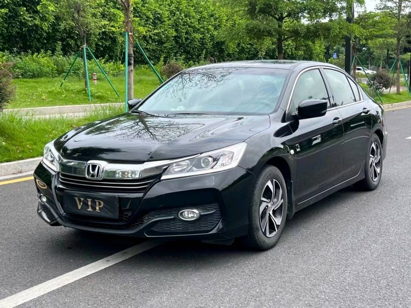 广州16年本田雅阁5