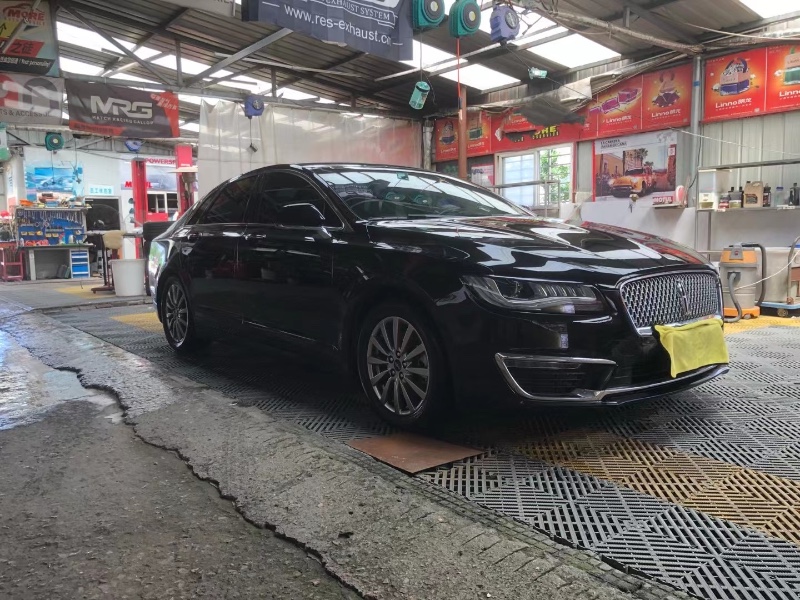 青島20年林肯MKZ5
