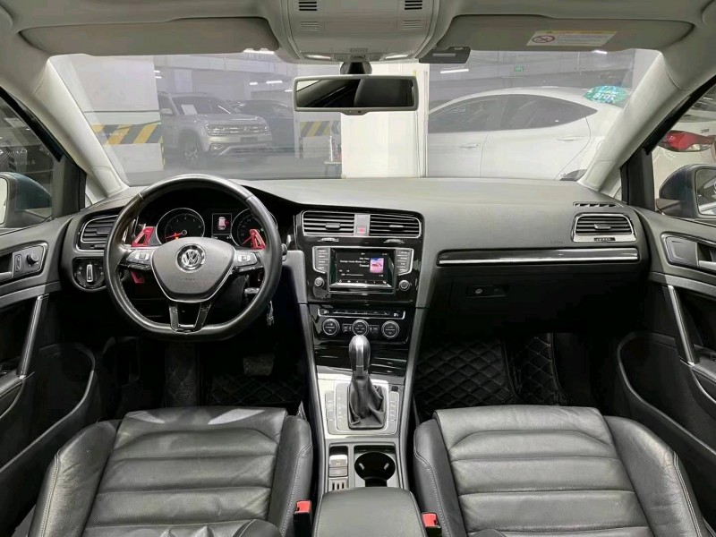 成都15年大众高尔夫8