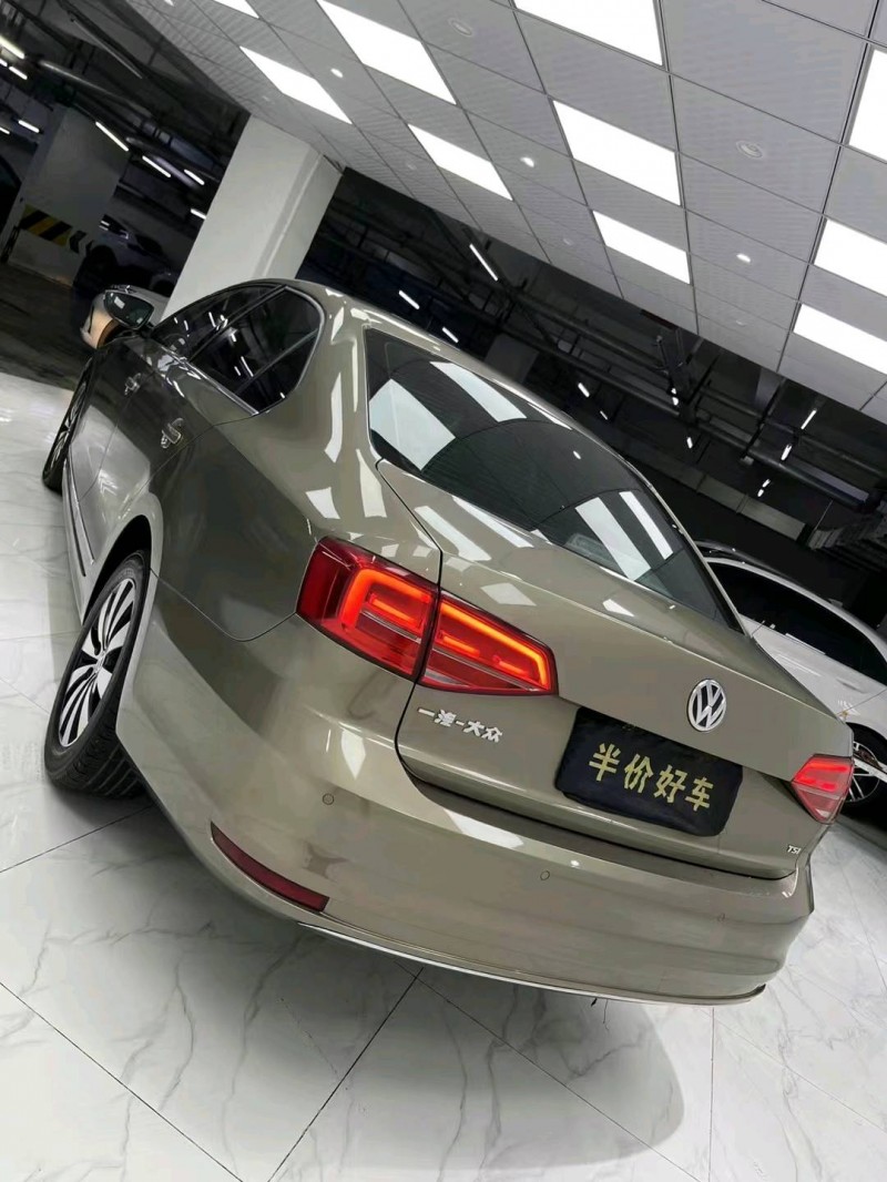 成都18年大众速腾4