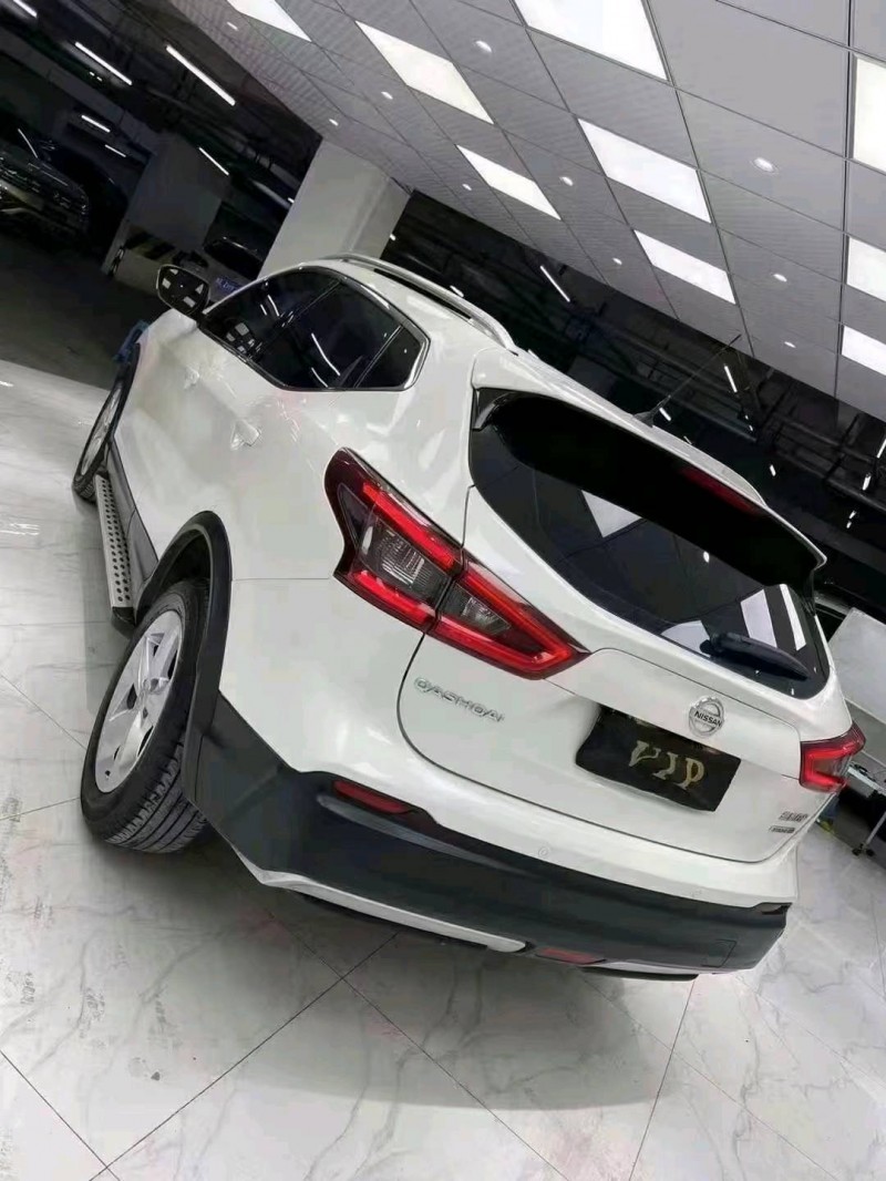 成都20年日产逍客4