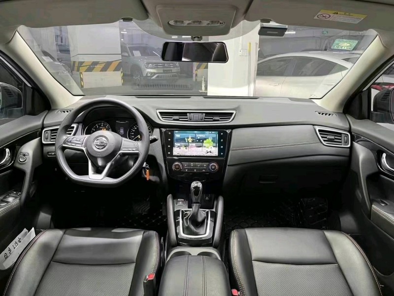 成都20年日产逍客6