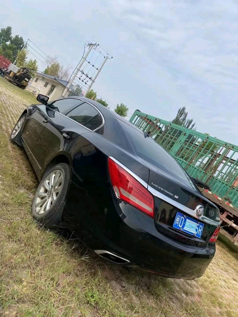 石家庄16年别克君越5