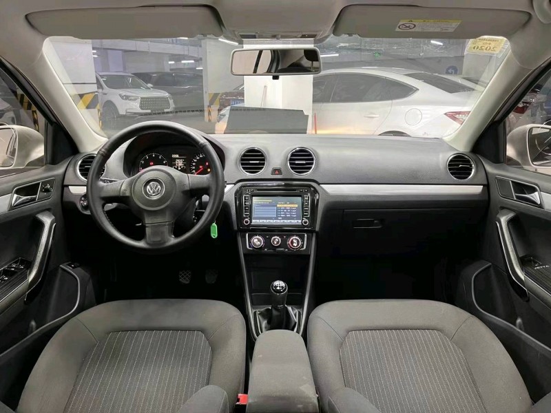 成都16年大众捷达9