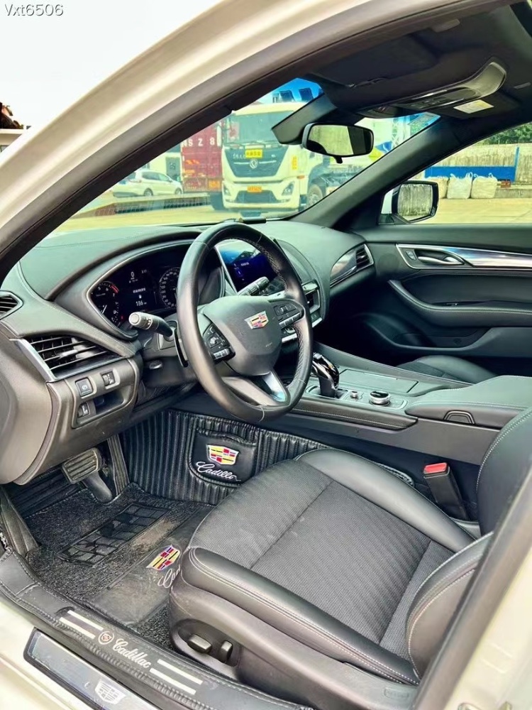 东莞20年凯迪拉克CT53