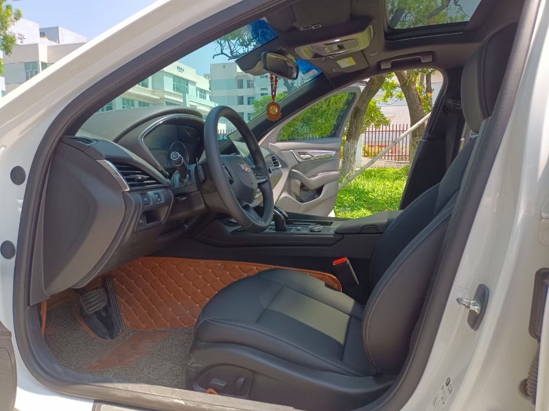 东莞20年凯迪拉克CT55