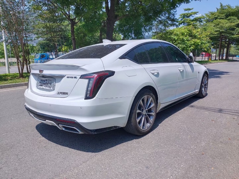 东莞20年凯迪拉克CT57