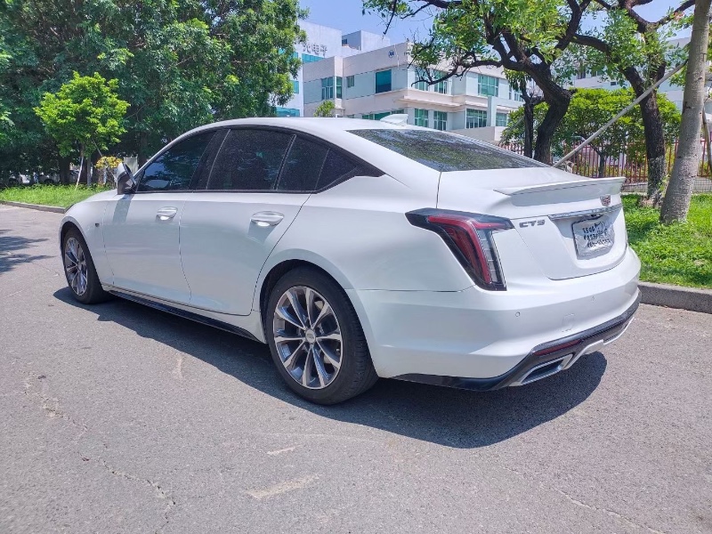 东莞20年凯迪拉克CT59