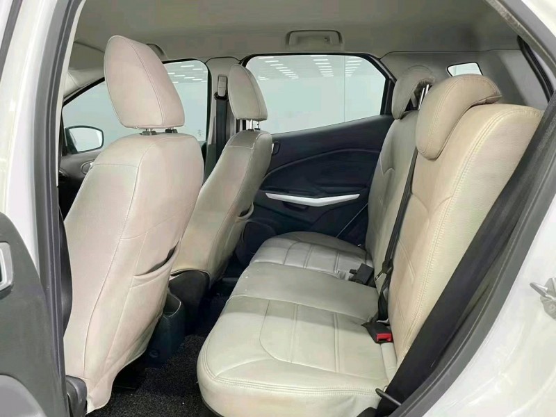 济宁16年福特翼搏6