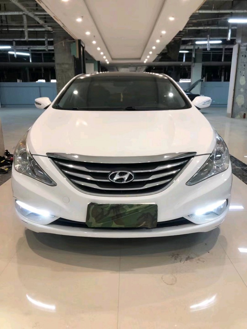 潍坊16年现代索纳塔八1