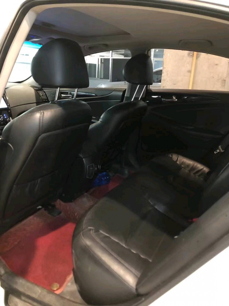 潍坊16年现代索纳塔八5