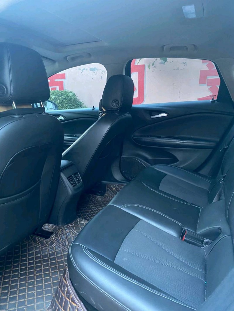 石家庄19年别克威朗5