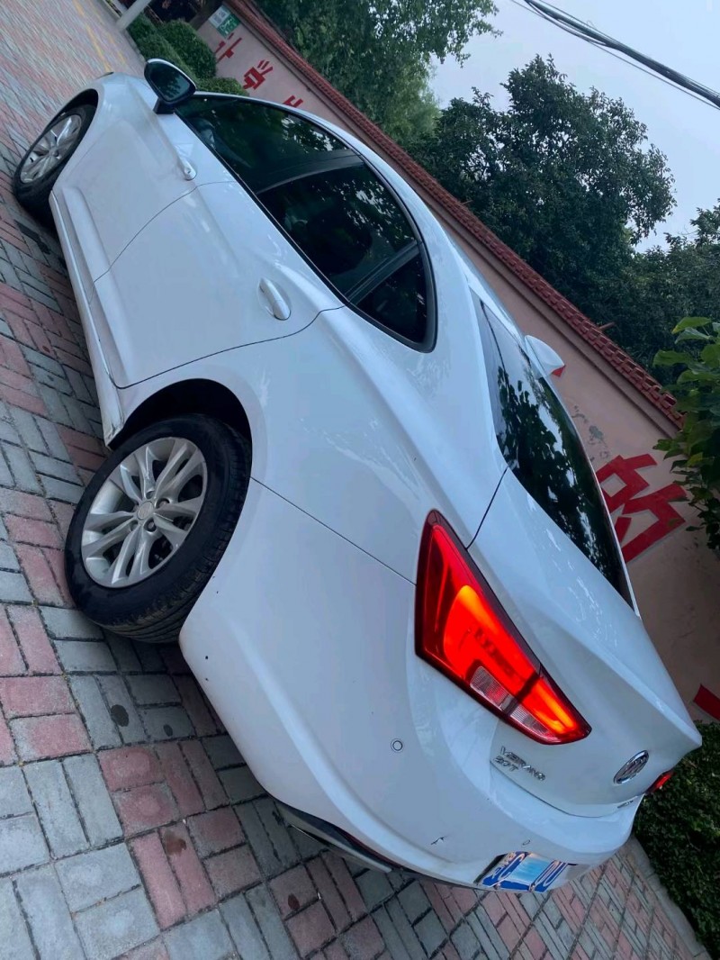 石家庄19年别克威朗6