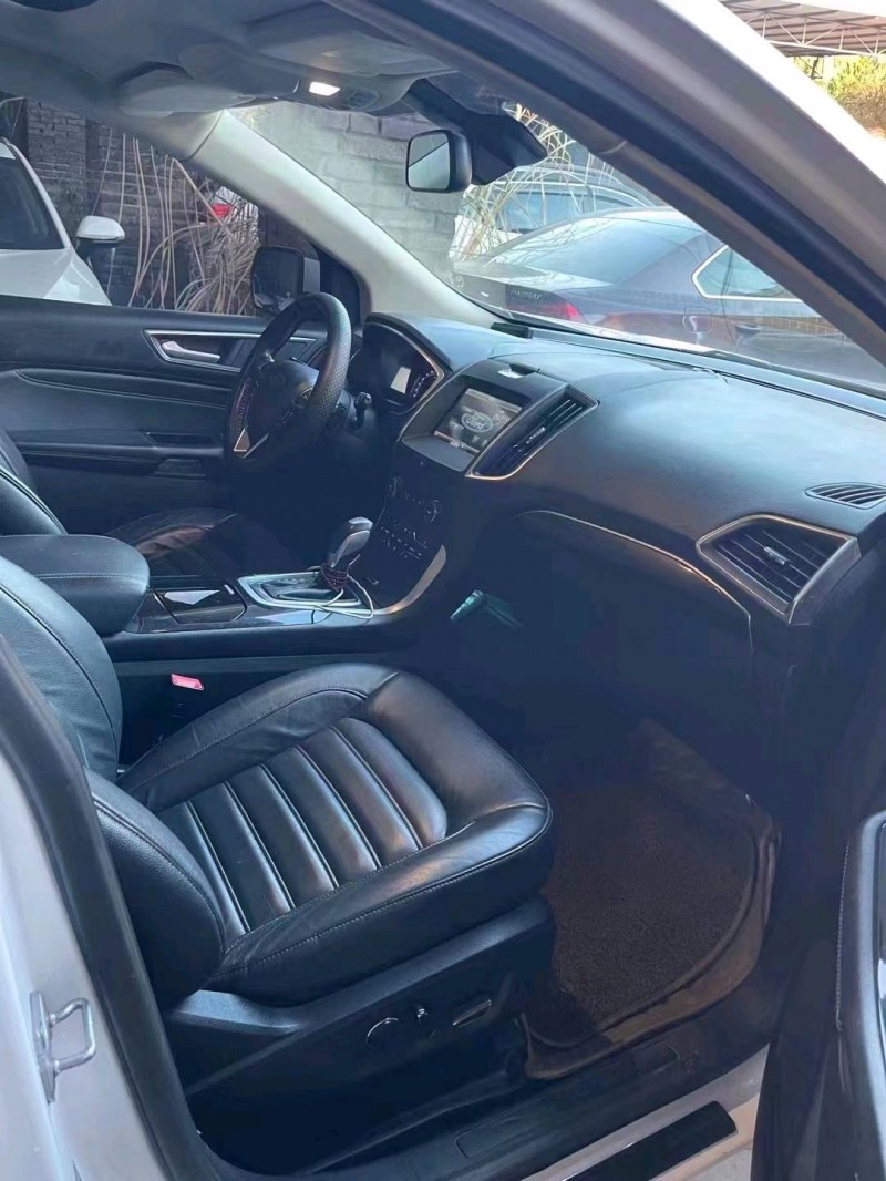 成都16年福特锐界6