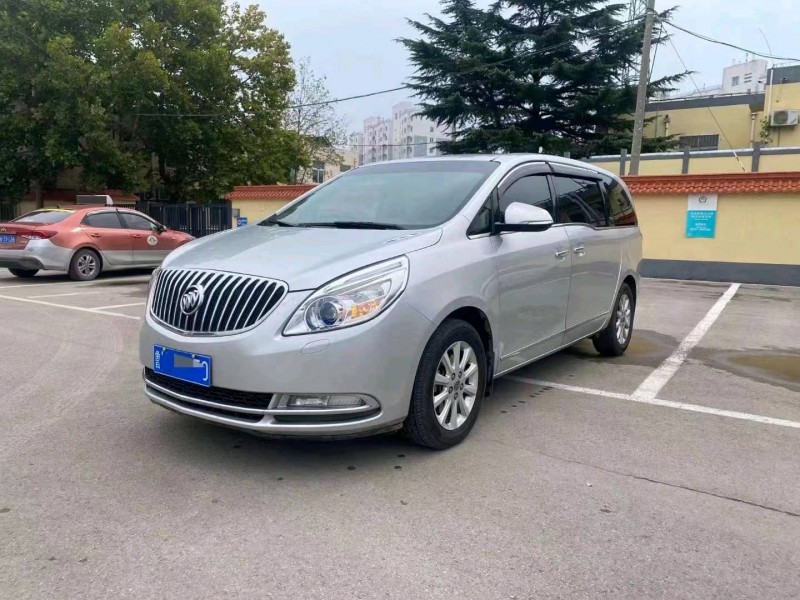 济南11年别克GL87