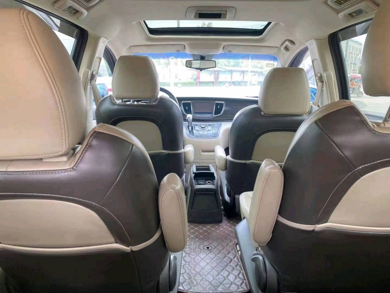 济南11年别克GL85