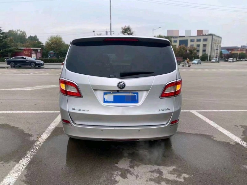 济南11年别克GL89