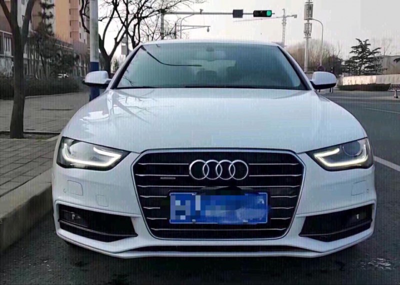 青岛16年奥迪A4L1