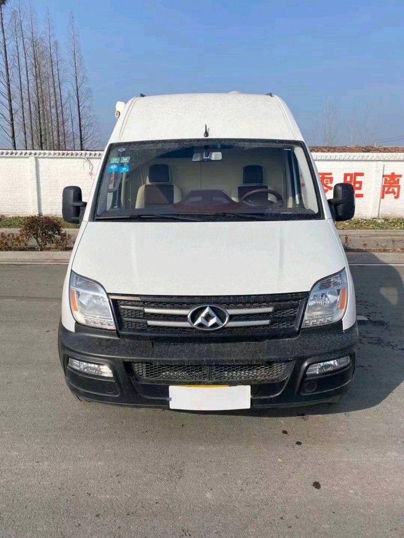 徐州17年大通V801