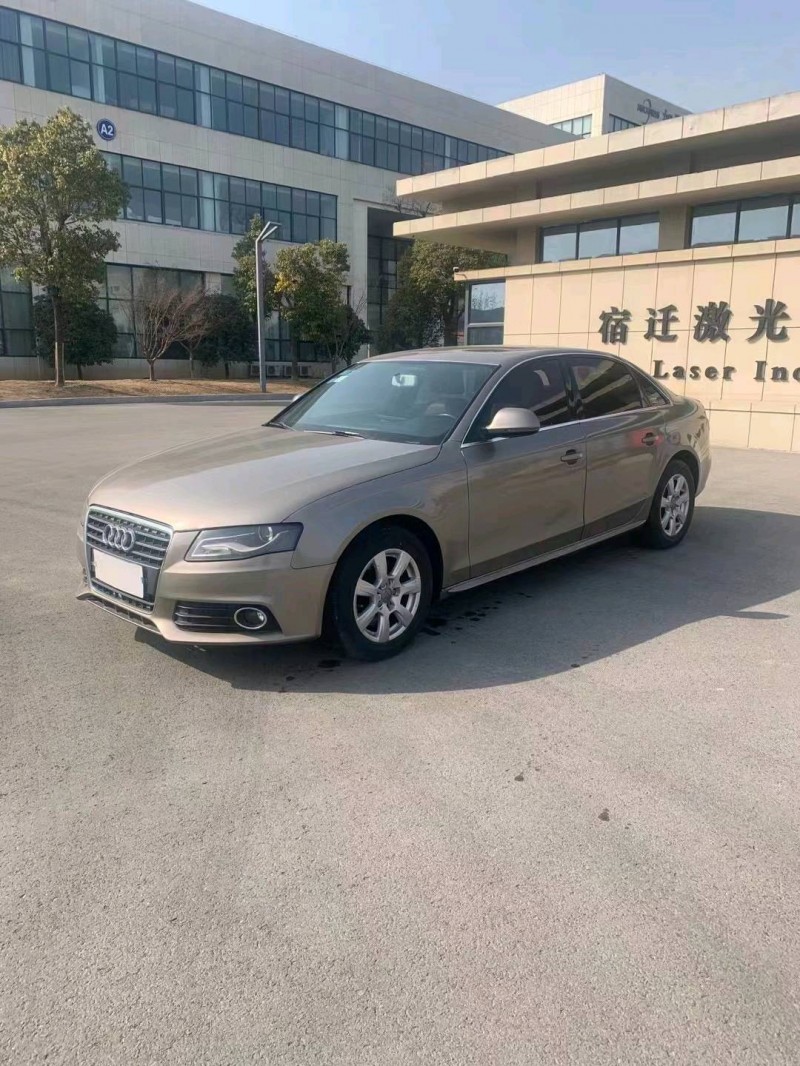 徐州12年奥迪A4L8
