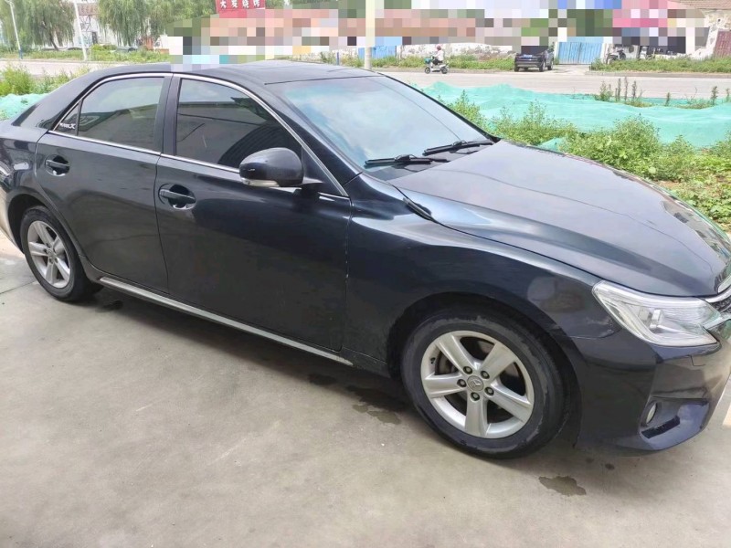 潍坊14年丰田锐志2