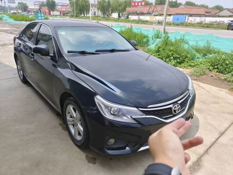 潍坊14年丰田锐志1