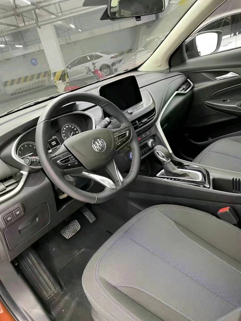 成都22年别克昂科拉6